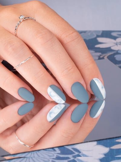 unghie opache effetto marmo